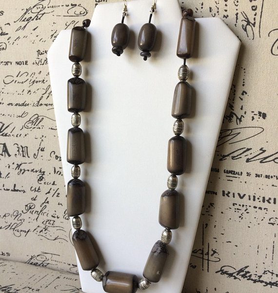 Gray Tagua Nut Necklace Set