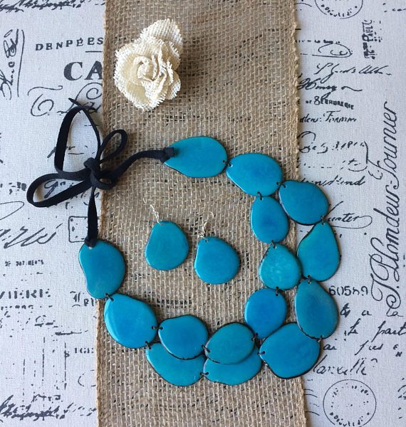 TURQUOISE STATEMENT LAYERED NECKLACE AND EARRINGS SET