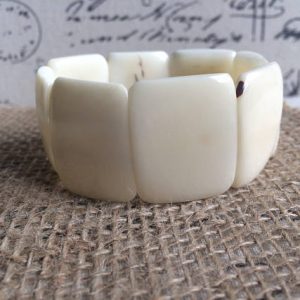 TAGUA NUT WHITE STATEMENT BRACELET