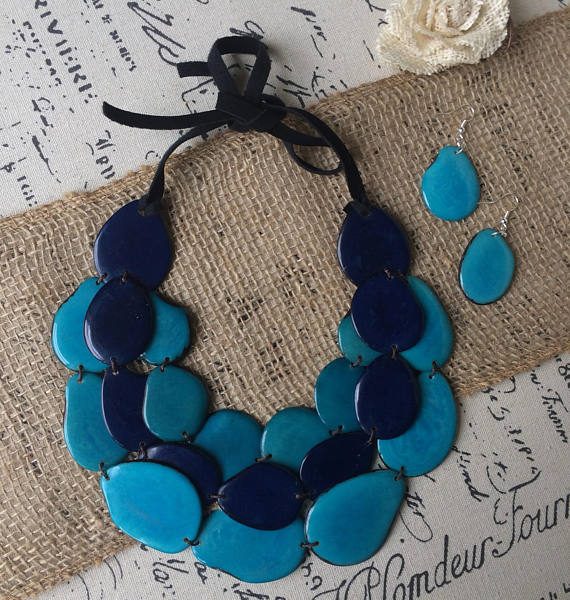 TURQUOISE AND BLUE TRIPLE LAYERED NECKLACE AND EARRINGS SET