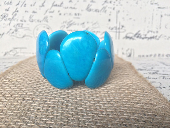 Turquoise-tagua-nut-bracelet