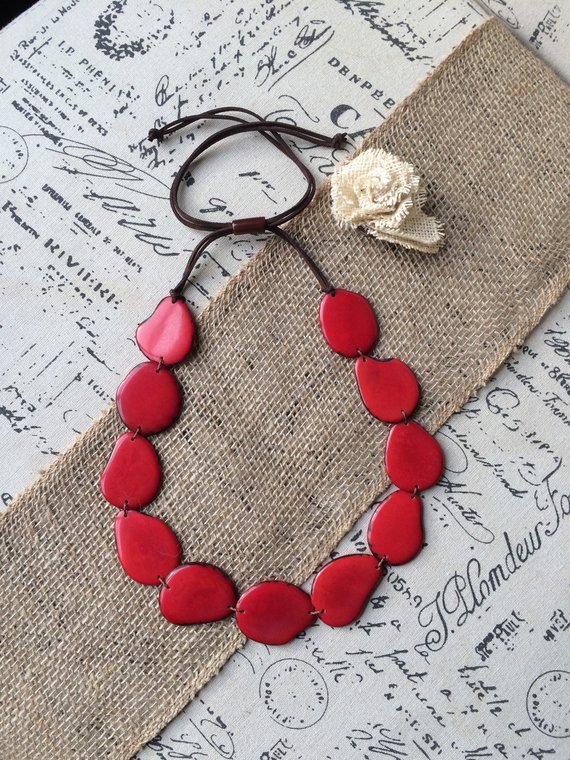 red simple tagua necklace