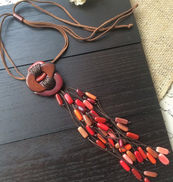 Red tagua macrame necklace
