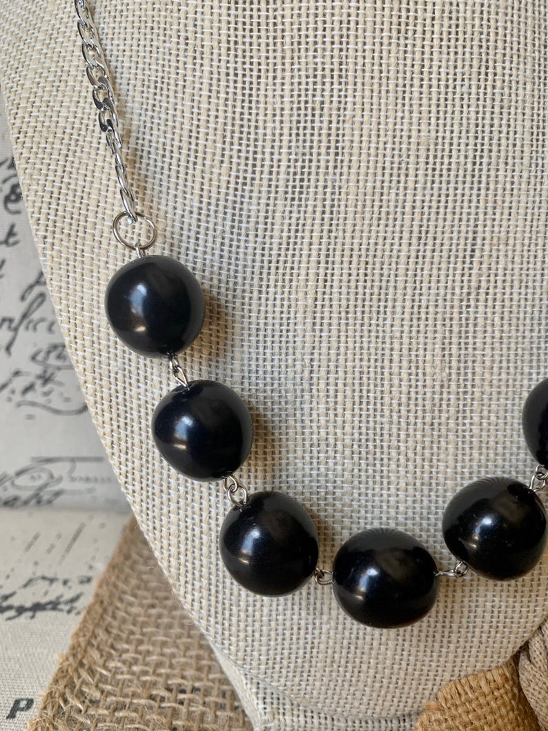 Black Bubblegum Beads Tagua Nut Necklace - Galapagos Tagua Jewelry